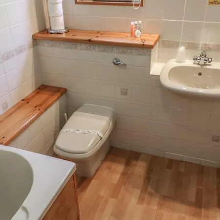 Дом отдыха Waterhead F *